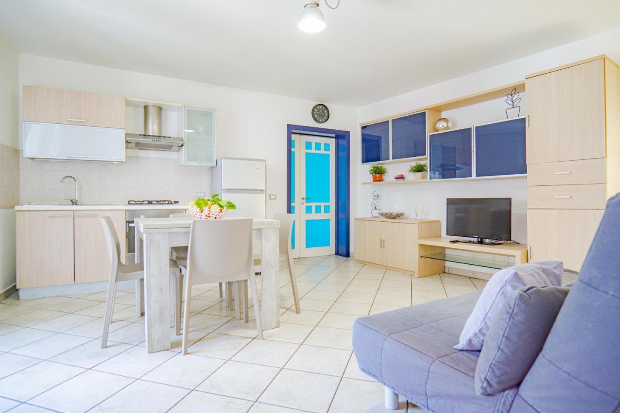 Castle Living Apartment Катания Екстериор снимка