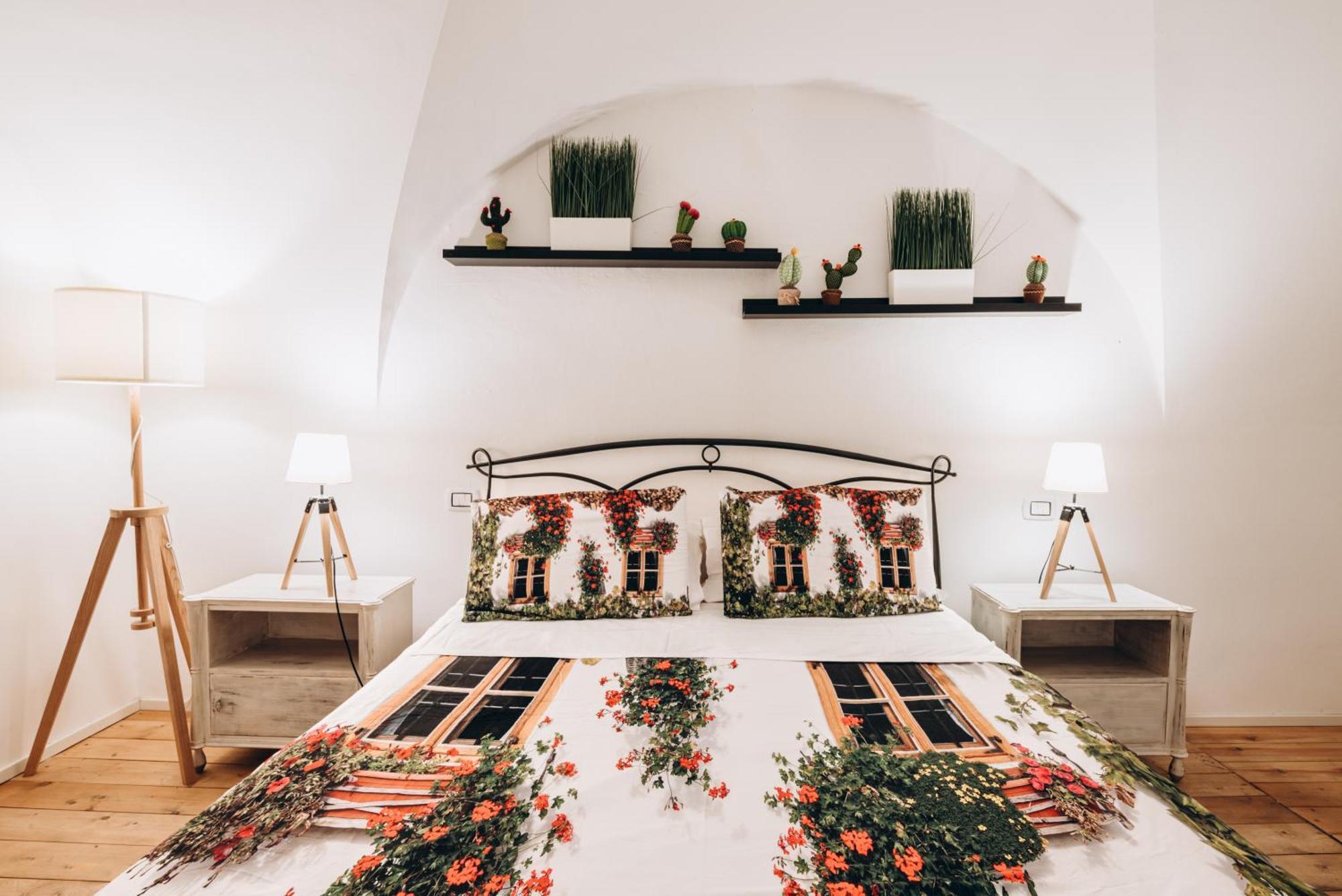 Castle Living Apartment Катания Екстериор снимка
