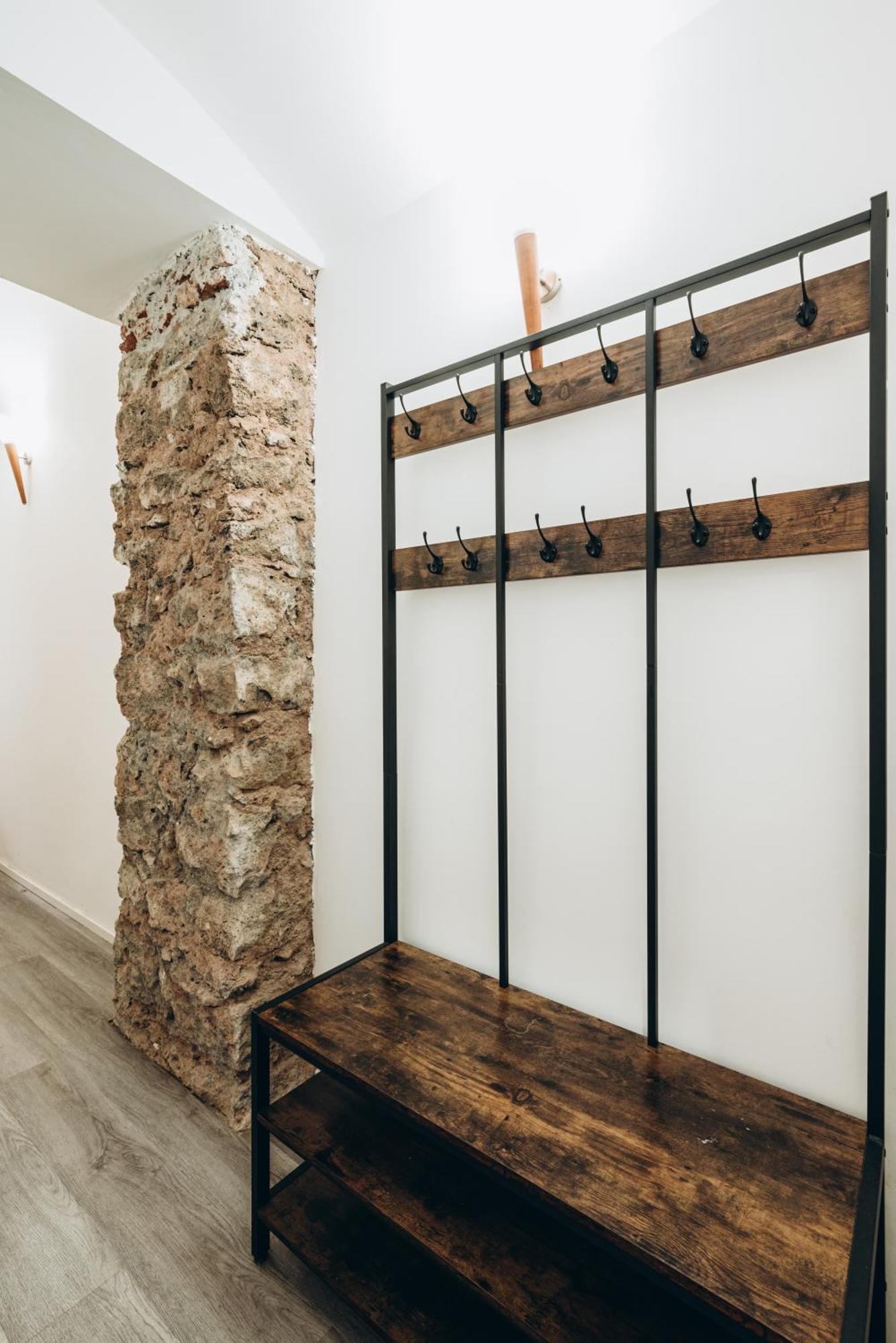 Castle Living Apartment Катания Екстериор снимка